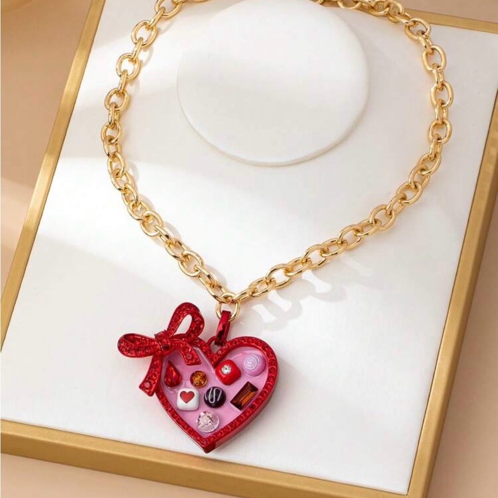 Red Heart Chocolate Box Charm Pendant Necklace Gold Chain Red Bow Rhinestones - Picture 5 of 6